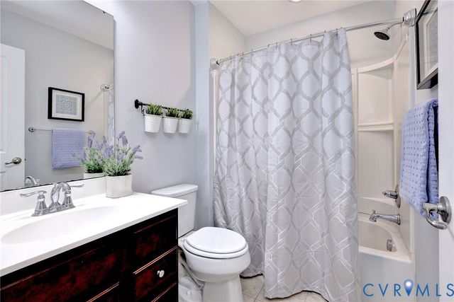 125 Parkway Ct, Williamsburg, VA 23185