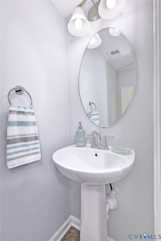 125 Parkway Ct, Williamsburg, VA 23185
