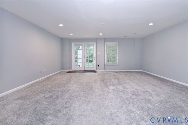 125 Parkway Ct, Williamsburg, VA 23185