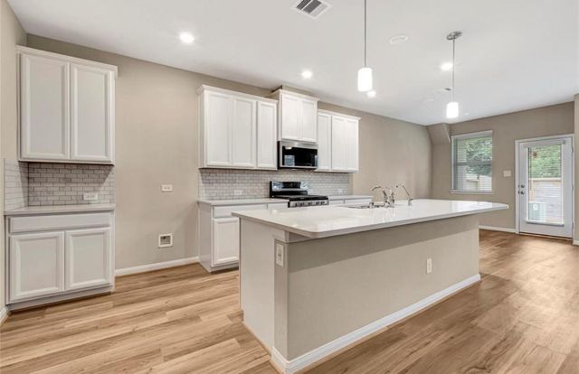 16104 Oregon Oak Drive, Houston, TX 77084