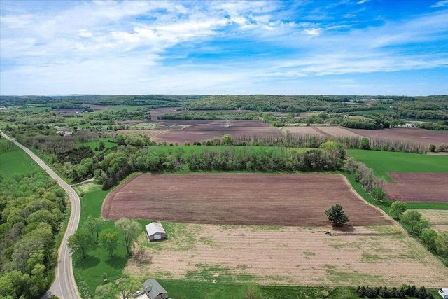 N1883 Highway 113, Lodi, WI 53555