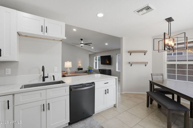 6314 W Lawrence Lane, Glendale, AZ 85302