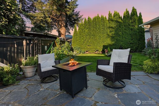 33620 SE 43rd Street, Fall City, WA 98024