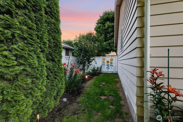 33620 SE 43rd Street, Fall City, WA 98024