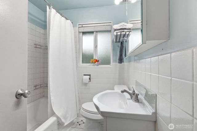 33620 SE 43rd Street, Fall City, WA 98024