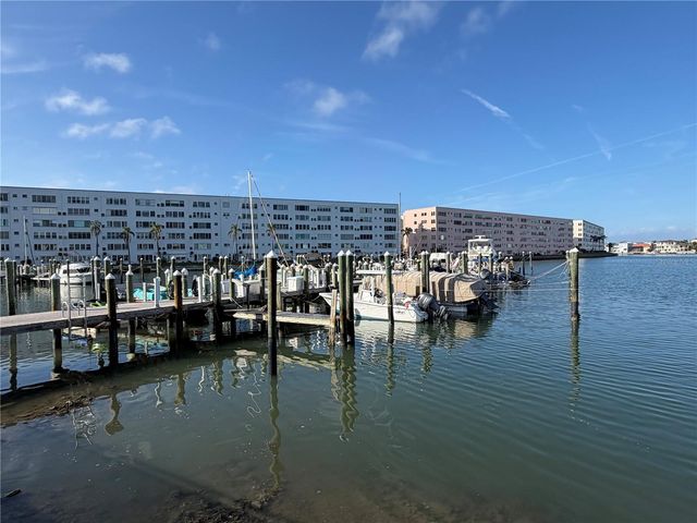 3018 59TH STREET S 111, Gulfport, FL 33707