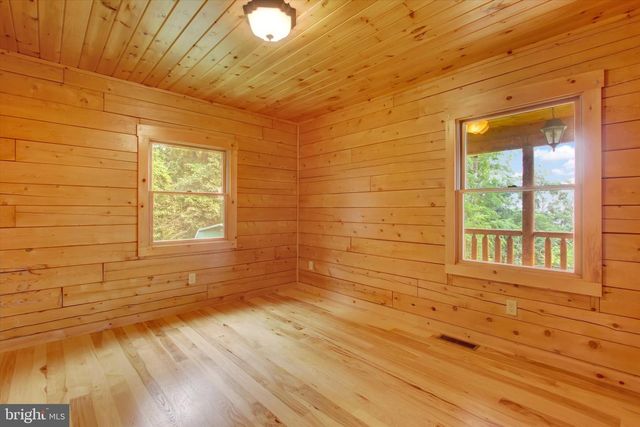 835 JACKS MOUNTAIN RD, Fairfield, PA 17320