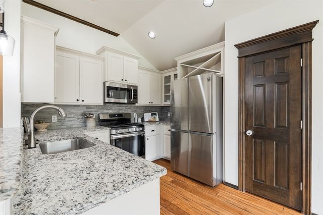 5109 NW 163 Street, Edmond, OK 73013