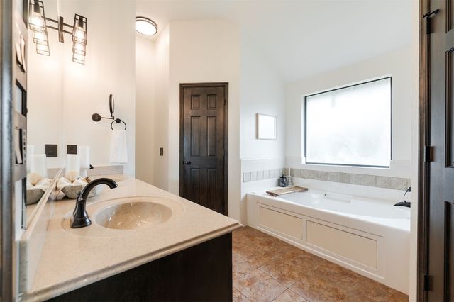 5109 NW 163 Street, Edmond, OK 73013