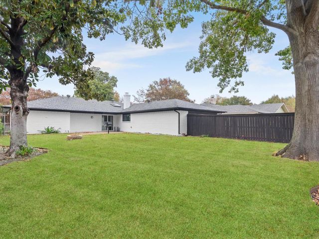 2708 Melrose Drive, Plano, TX 75075