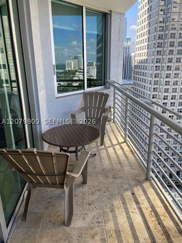 325 S Biscayne Blvd 2914, Miami, FL 33131