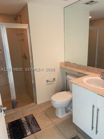325 S Biscayne Blvd 2914, Miami, FL 33131