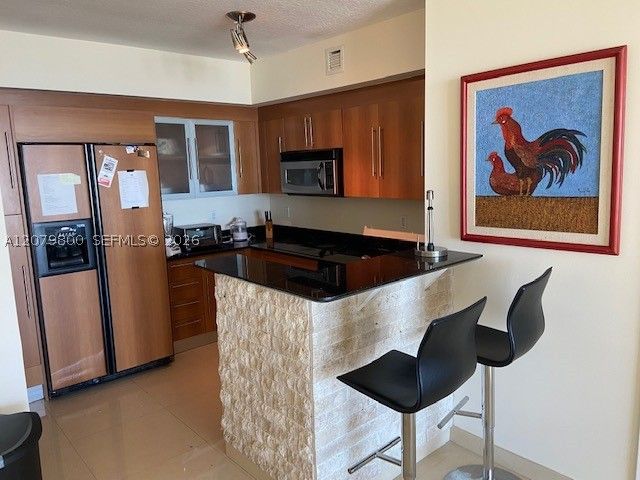 325 S Biscayne Blvd 2914, Miami, FL 33131