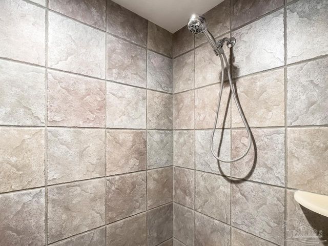 645 Lost Key Dr 203D, Pensacola, FL 32507