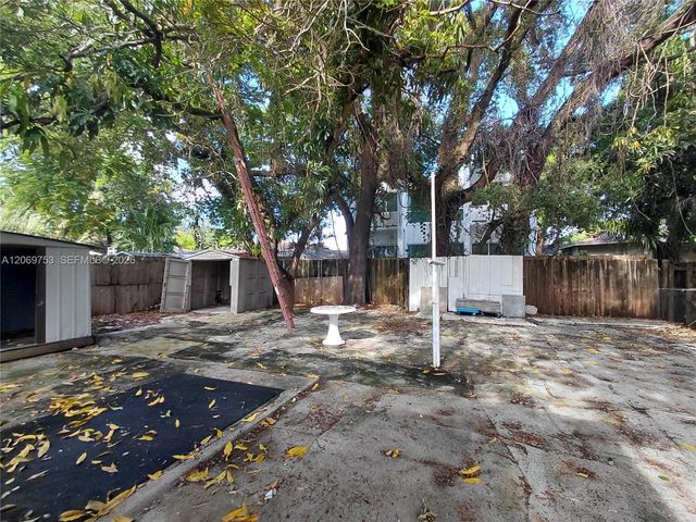 5731 NW 6th Avenue, Miami, FL 33127