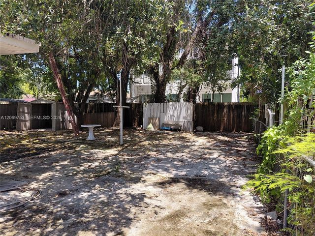 5731 NW 6th Avenue, Miami, FL 33127