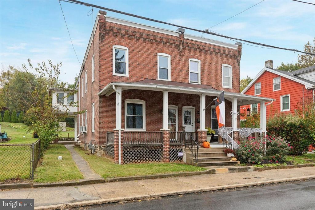 112 BRADFORD AVE, Downingtown, PA 19335