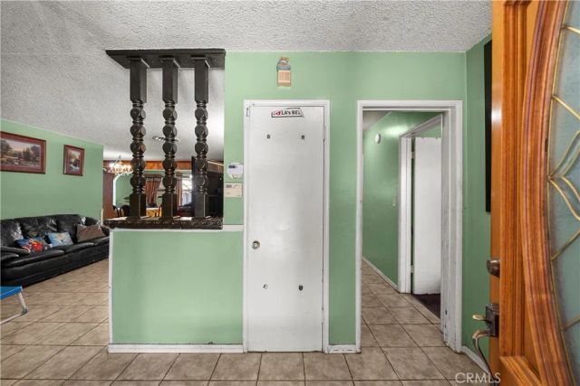 6947 Alcove, Los Angeles, CA 91605