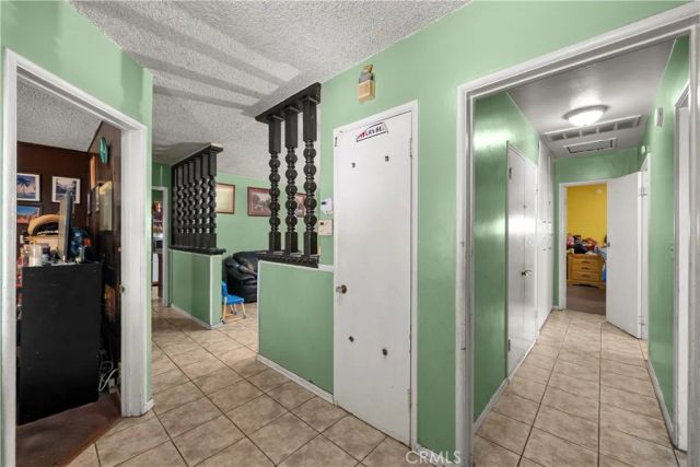 6947 Alcove, Los Angeles, CA 91605