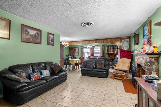 6947 Alcove, Los Angeles, CA 91605