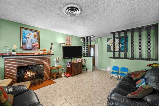 6947 Alcove, Los Angeles, CA 91605