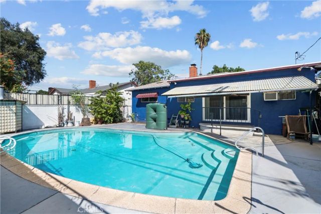 6947 Alcove, Los Angeles, CA 91605