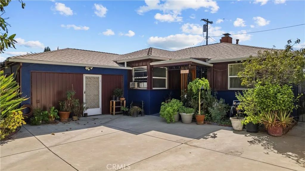 6947 Alcove, Los Angeles, CA 91605