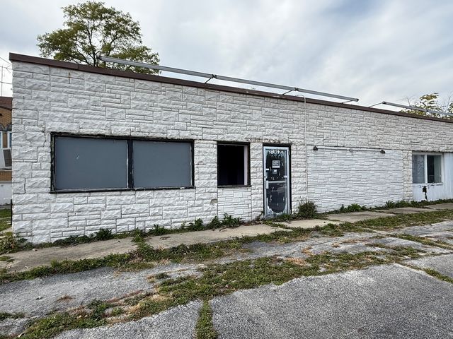 21920 E Lincoln Highway, Lynwood, IL 60411