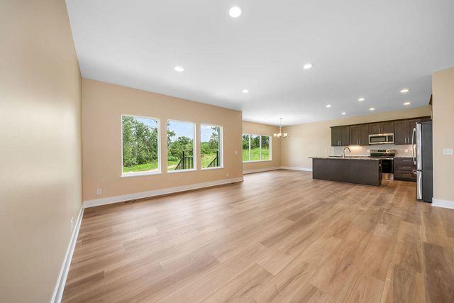 1321 COPPER MOUNTAIN DR Drive, Crescent, IA 51526