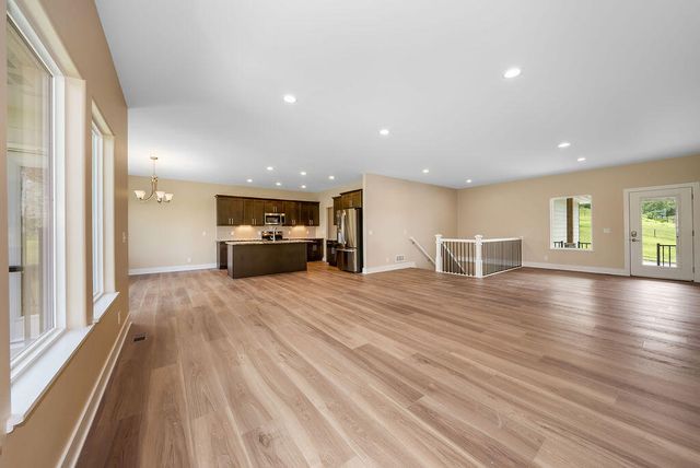 1321 COPPER MOUNTAIN DR Drive, Crescent, IA 51526