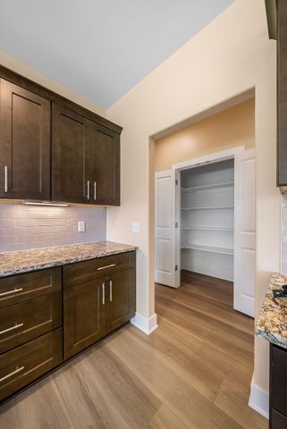 1321 COPPER MOUNTAIN DR Drive, Crescent, IA 51526