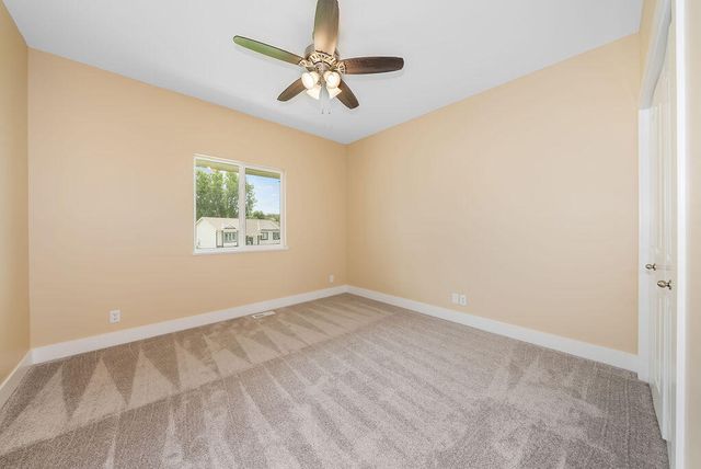 1321 COPPER MOUNTAIN DR Drive, Crescent, IA 51526