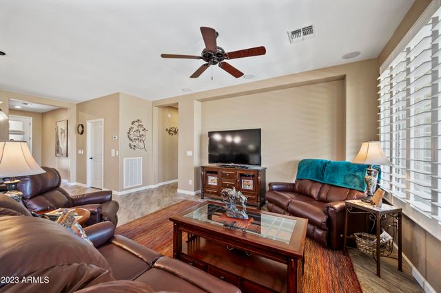 3340 BIG SKY Drive, Wickenburg, AZ 85390