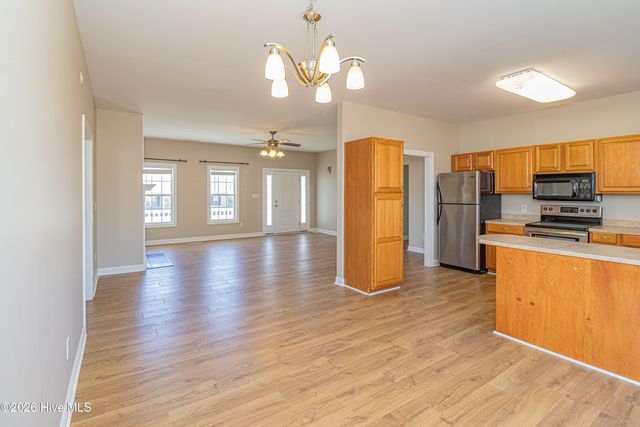 100 Autumn Ridge Drive, Pikeville, NC 27863