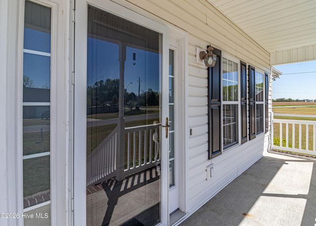 100 Autumn Ridge Drive, Pikeville, NC 27863