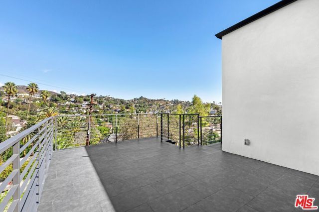 2311 Vasanta Way, Los Angeles, CA 90068