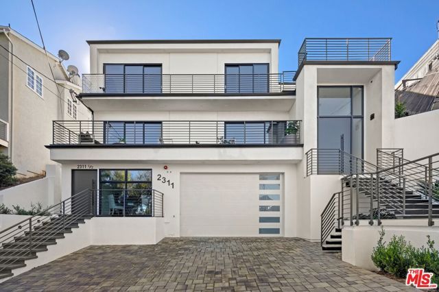 2311 Vasanta Way, Los Angeles, CA 90068