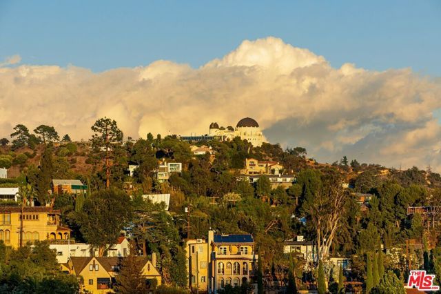 2311 Vasanta Way, Los Angeles, CA 90068