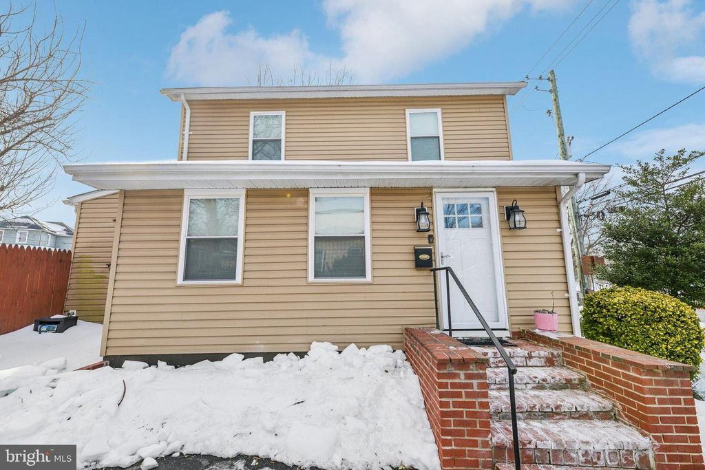 6003 SEAT PLEASANT DR, Capitol Heights, MD 20743