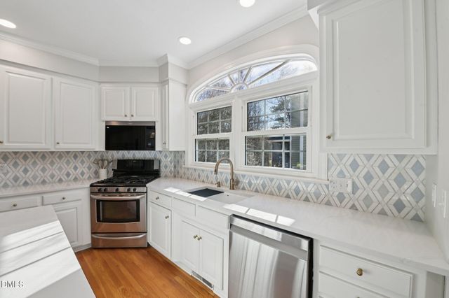 108 Parkcanyon Lane, Cary, NC 27519