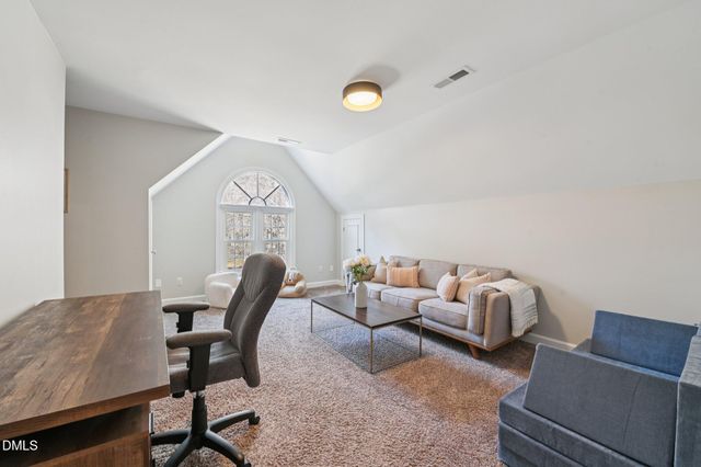 108 Parkcanyon Lane, Cary, NC 27519