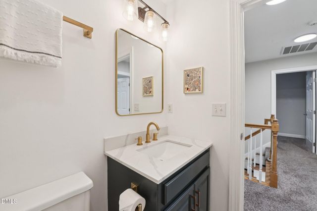 108 Parkcanyon Lane, Cary, NC 27519