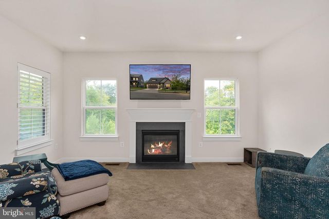 1218 CITY VIEW LN, Fredericksburg, VA 22401