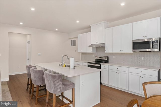 1218 CITY VIEW LN, Fredericksburg, VA 22401