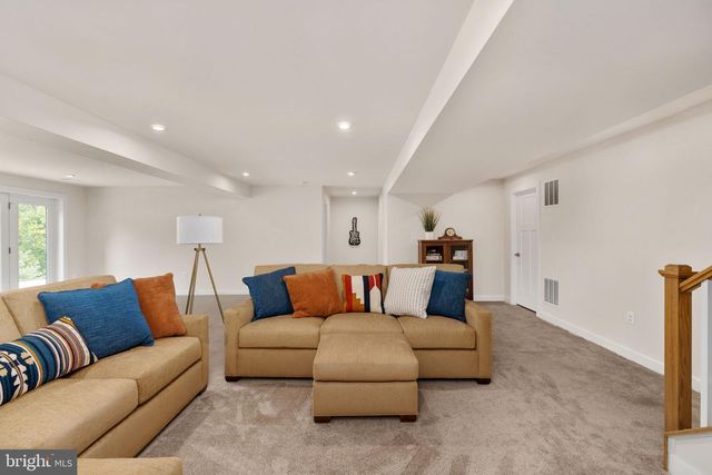 1218 CITY VIEW LN, Fredericksburg, VA 22401