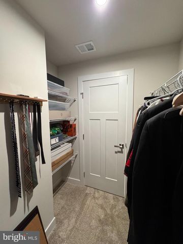 1218 CITY VIEW LN, Fredericksburg, VA 22401