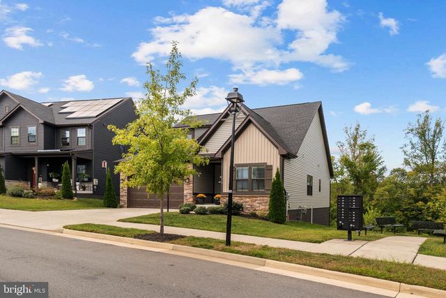 1218 CITY VIEW LN, Fredericksburg, VA 22401