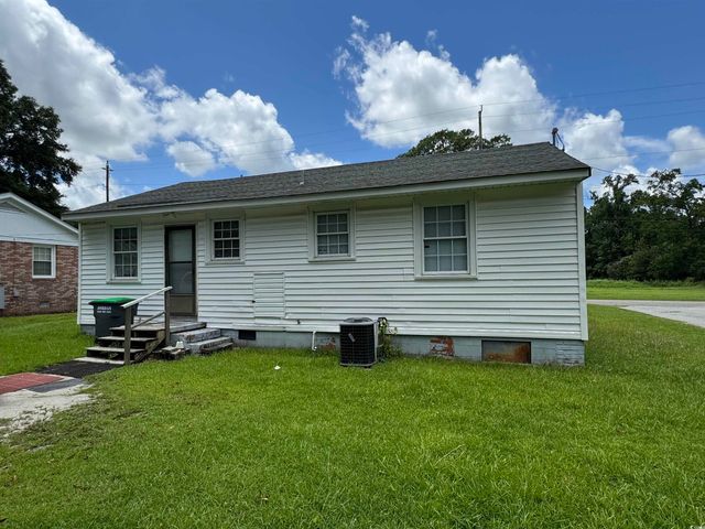 4206 Stevens St., Loris, SC 29569