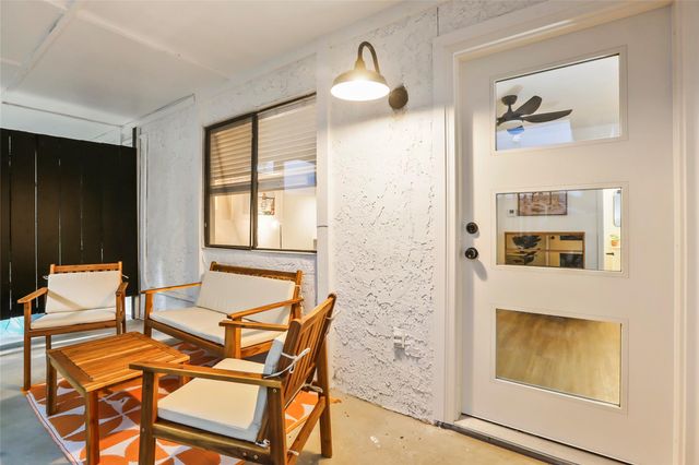 2000 Glen Allen ST 6, Austin, TX 78704