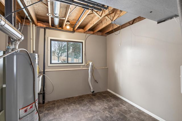 7062 Sherwood Road, Woodbury, MN 55125